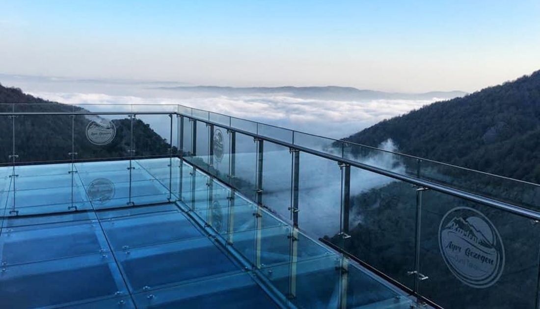 Glass Terrace of Separate Planet